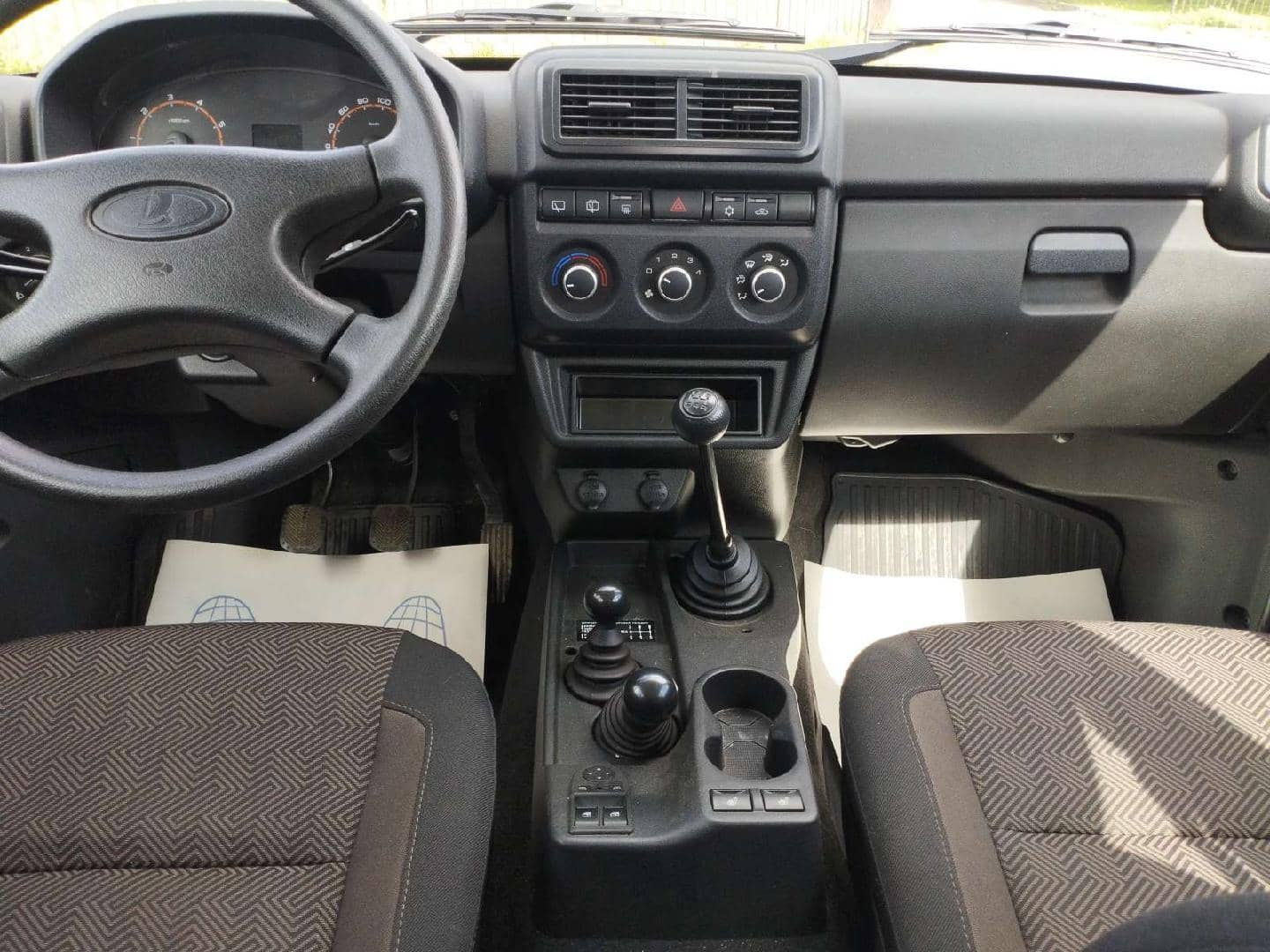 Lada Niva Legend 3 дв,  24 785 км, 2024 года в лизинг