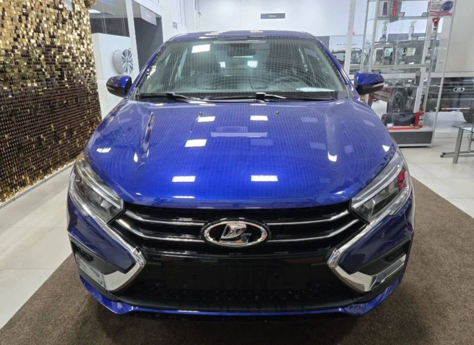 Lada Vesta седан Life 24 1.6 106hp AT