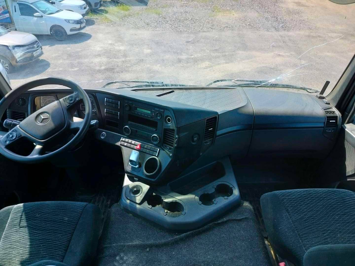 Mercedes-Benz Arocs 3348 AS 6x6 (ClassicSpace),  220 885 км, 2021 года в лизинг