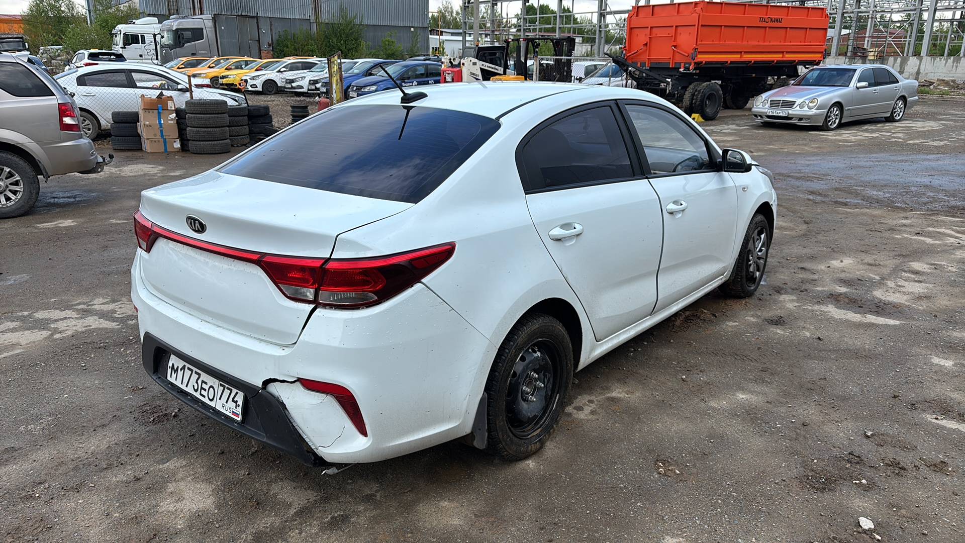 KIA Rio,  174 223 км, 2020 года