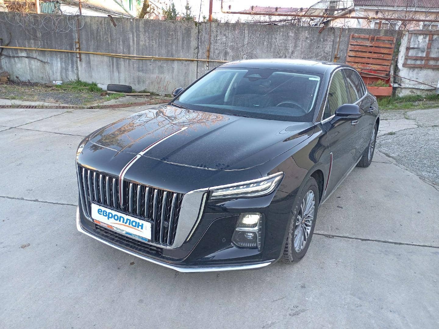 Hongqi H5,  167 443 км, 2023 года в лизинг