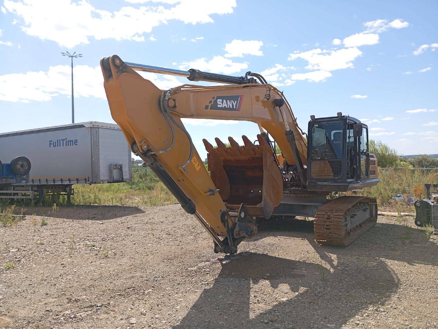 SANY SY245H с харвестерной головкой Waratah H480C