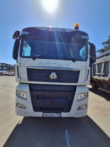 Sitrak C7H 4x2 ZZ4186V361HE