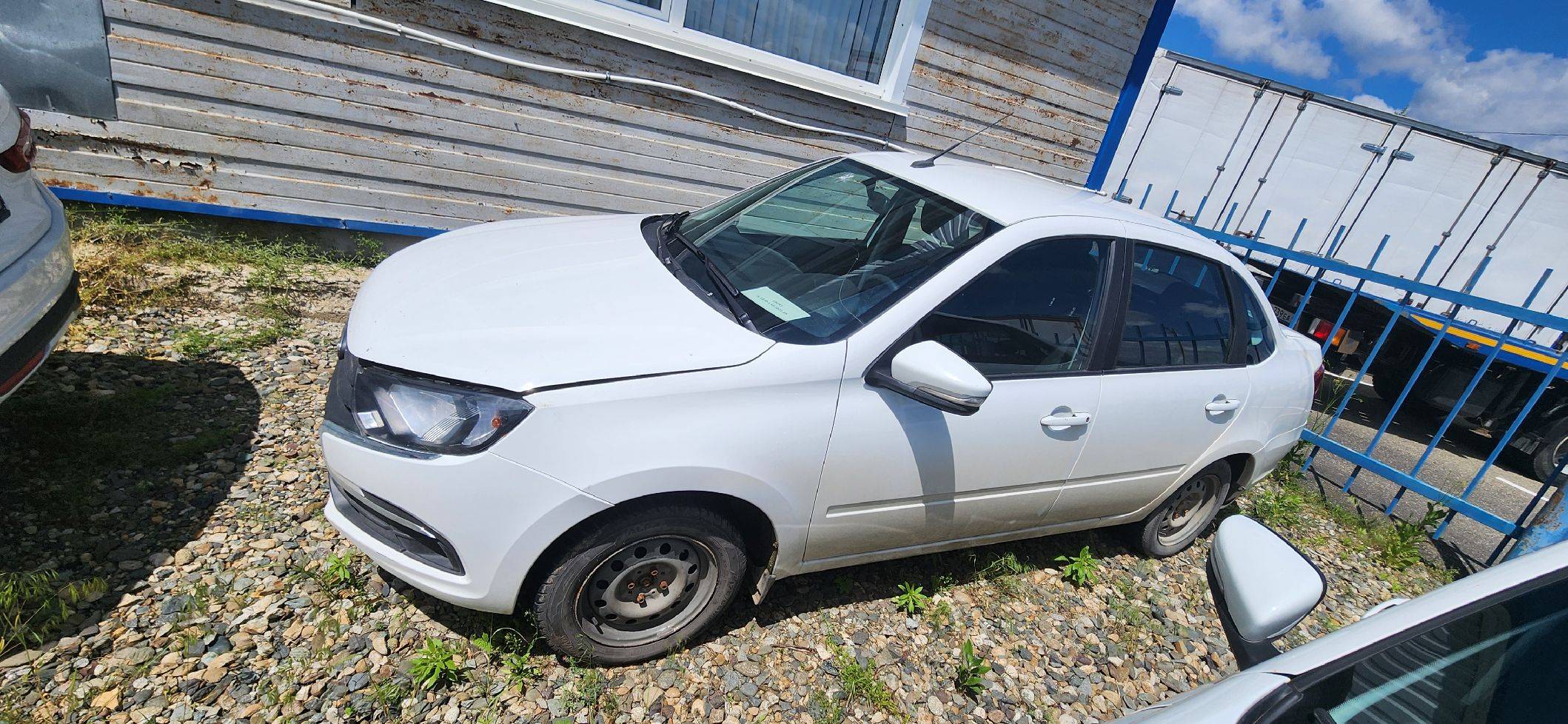 Lada Granta седан,  164 807 км, 2023 года в лизинг