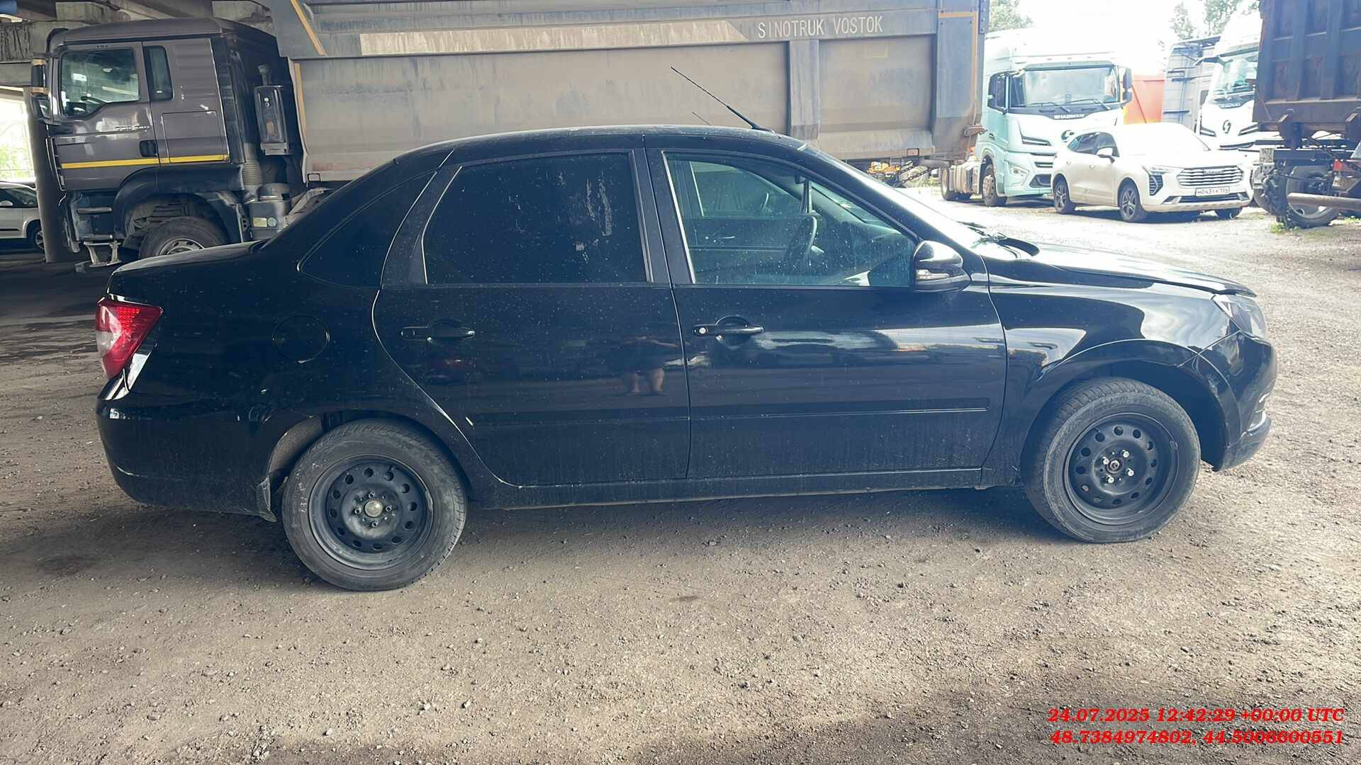 Lada Granta седан,  186 709 км, 2023 года в лизинг