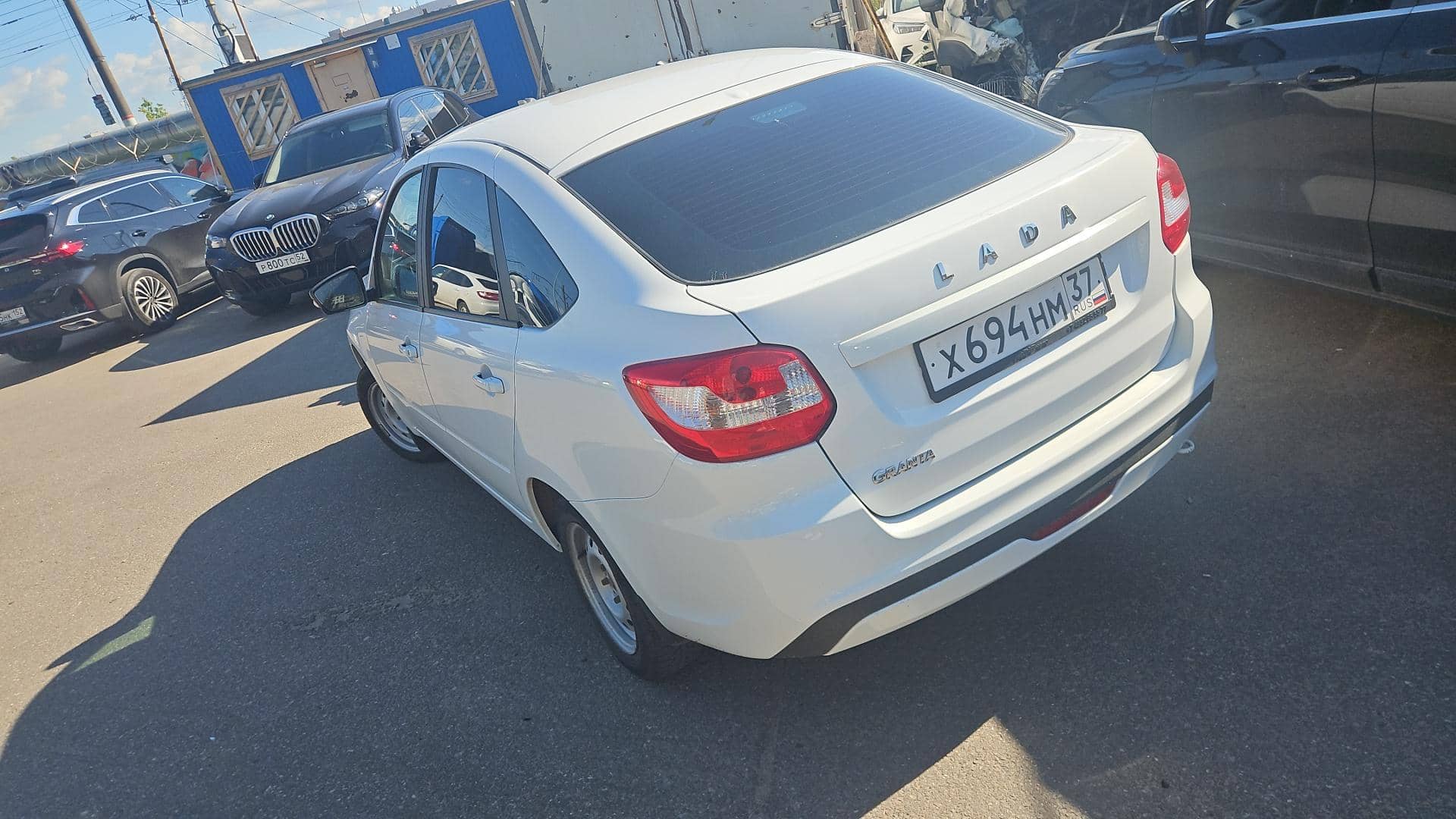 Lada Granta лифтбек,  132 550 км, 2024 года в лизинг