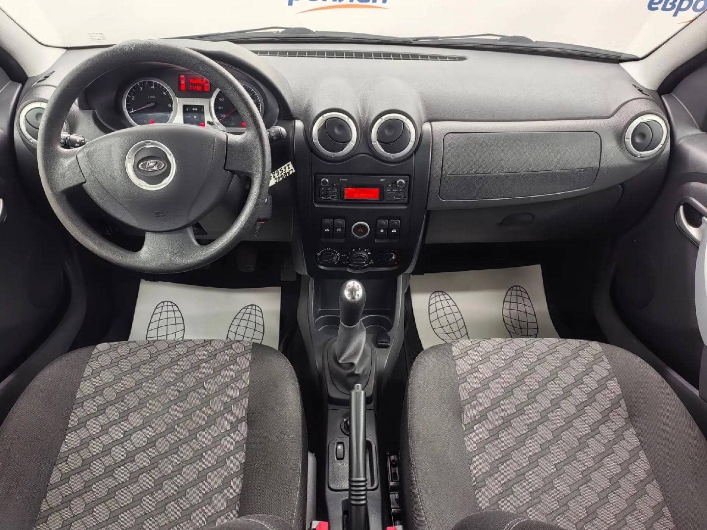 Lada Largus универсал,  76 566 км, 2019 года в лизинг