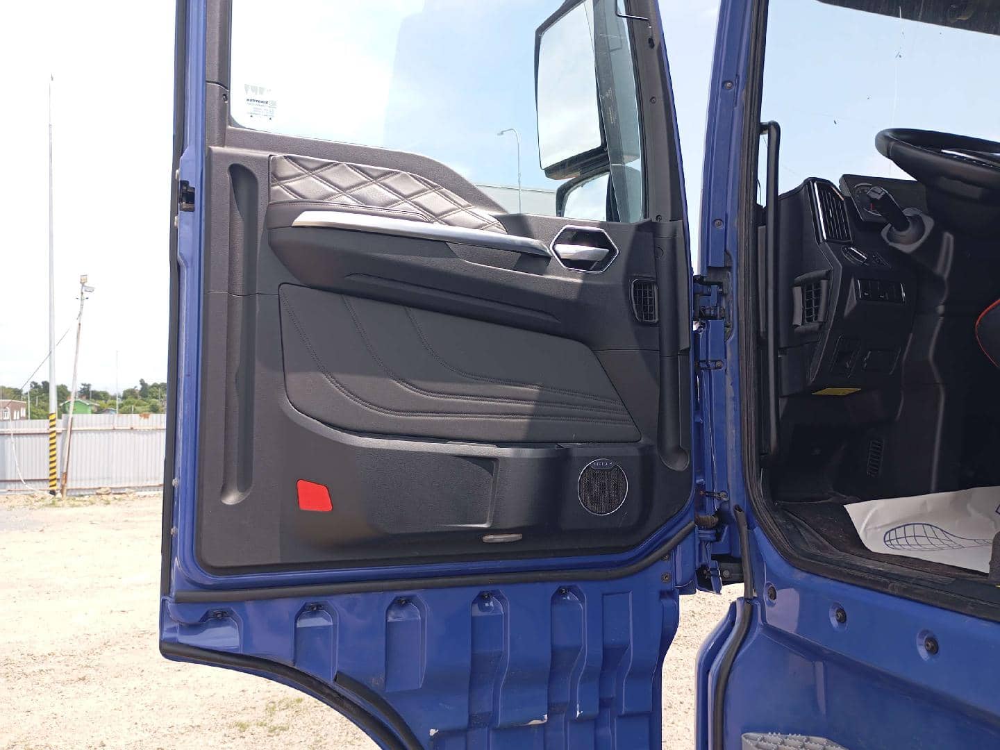Sitrak C7H MAX ZZ4186V391HE,  883 618 км, 2023 года в лизинг