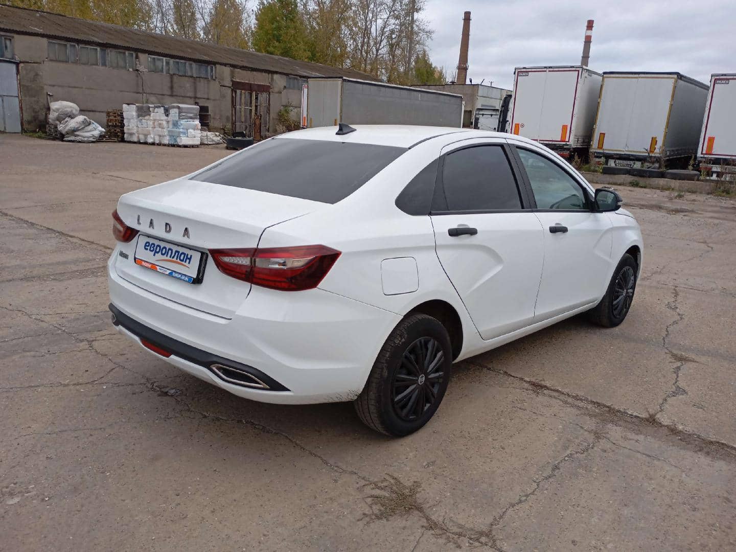 Lada Vesta седан,  81 074 км, 2024 года в лизинг