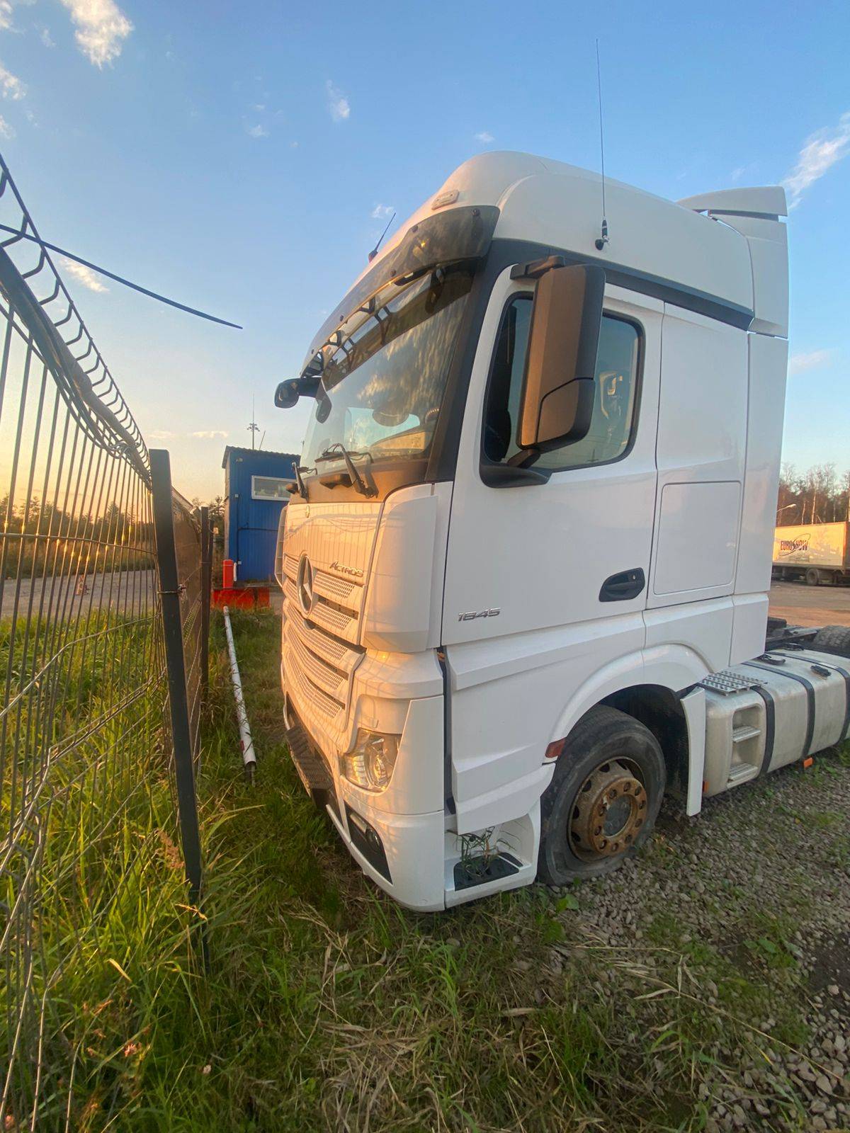 Mercedes-Benz Actros 4 1845 LS 4x2 (BigSpace),  708 295 км, 2018 года в лизинг