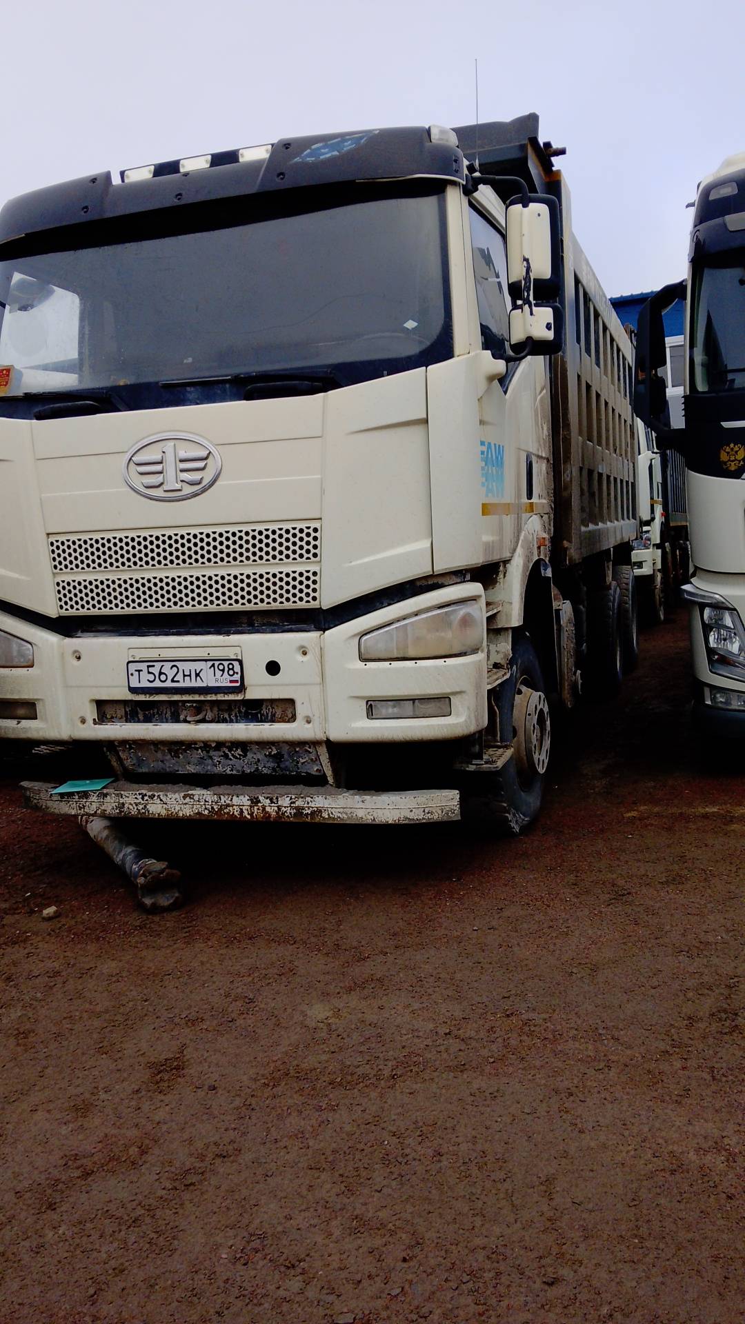 FAW CA3250P66K24T1E5 6х4,  123 758 км, 2022 года