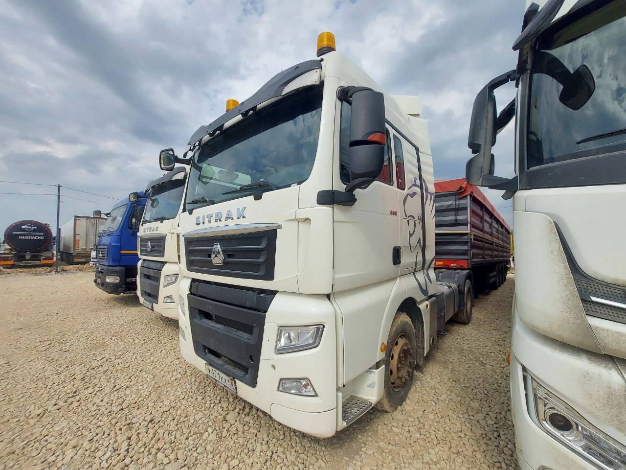 Sitrak C7H 4x2 ZZ4186V361HE Лот 000006840