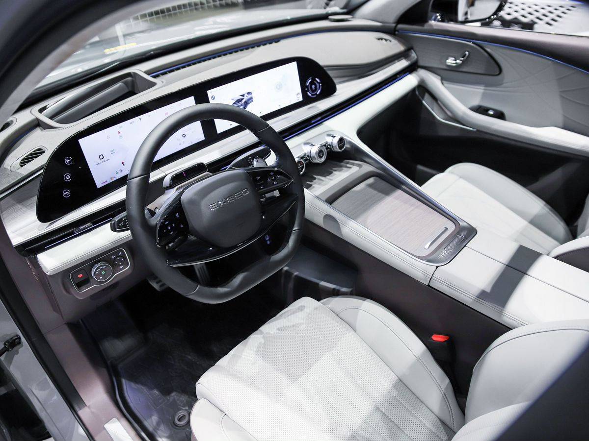 EXEED RX Premium 2.0 TGDI 8AT AWD