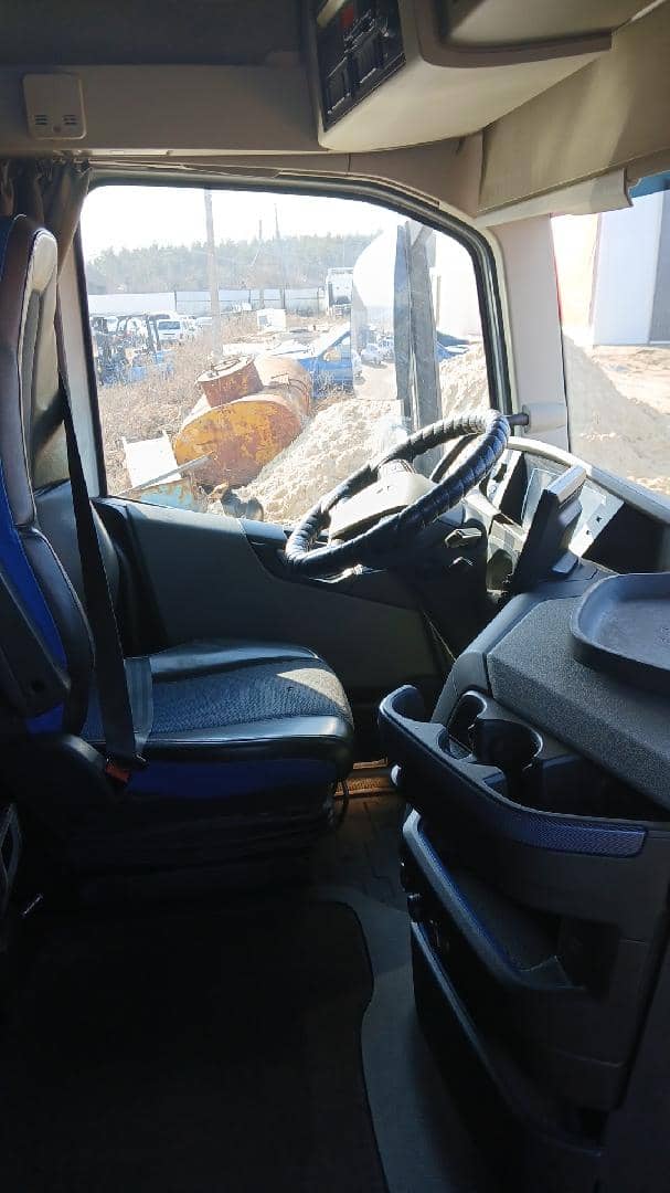 Volvo FH 460 4x2 (FH Globetrotter),  682 502 км, 2022 года в лизинг
