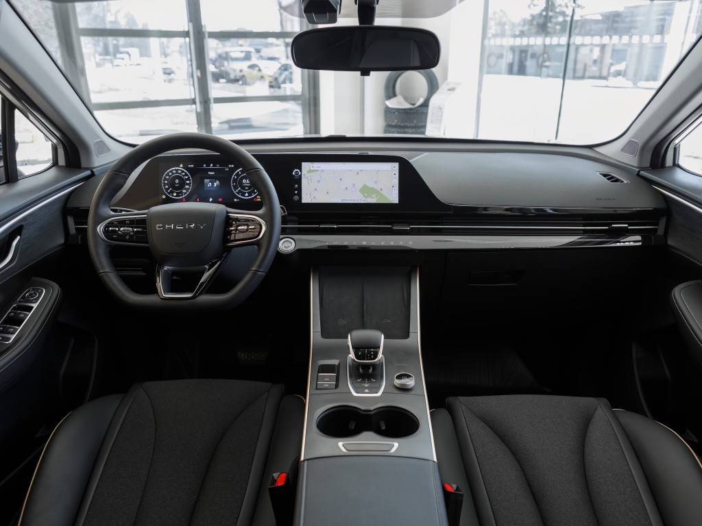 OMODA C5 Active 1.6 DCT AWD