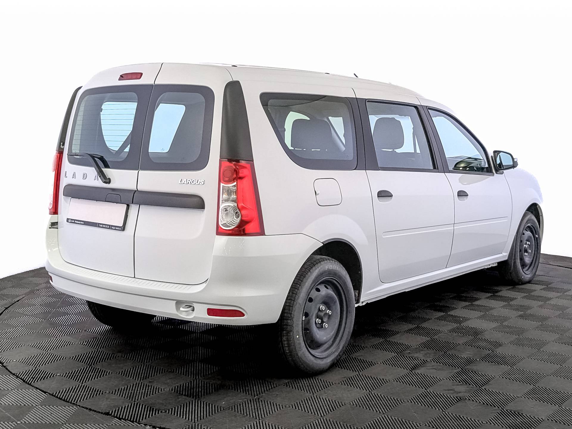 Lada Largus универсал Classic 5 мест 1.6 90hp 5MT