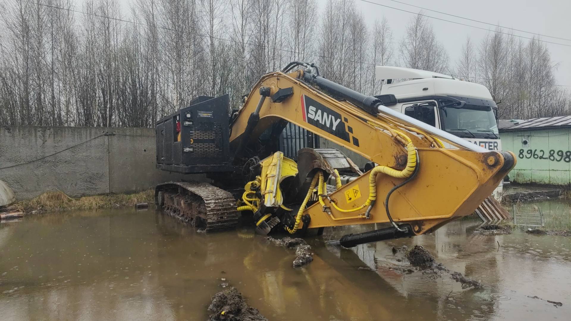 SANY SY245H с харвестерной головкой Waratah H480C, 2023 года в лизинг