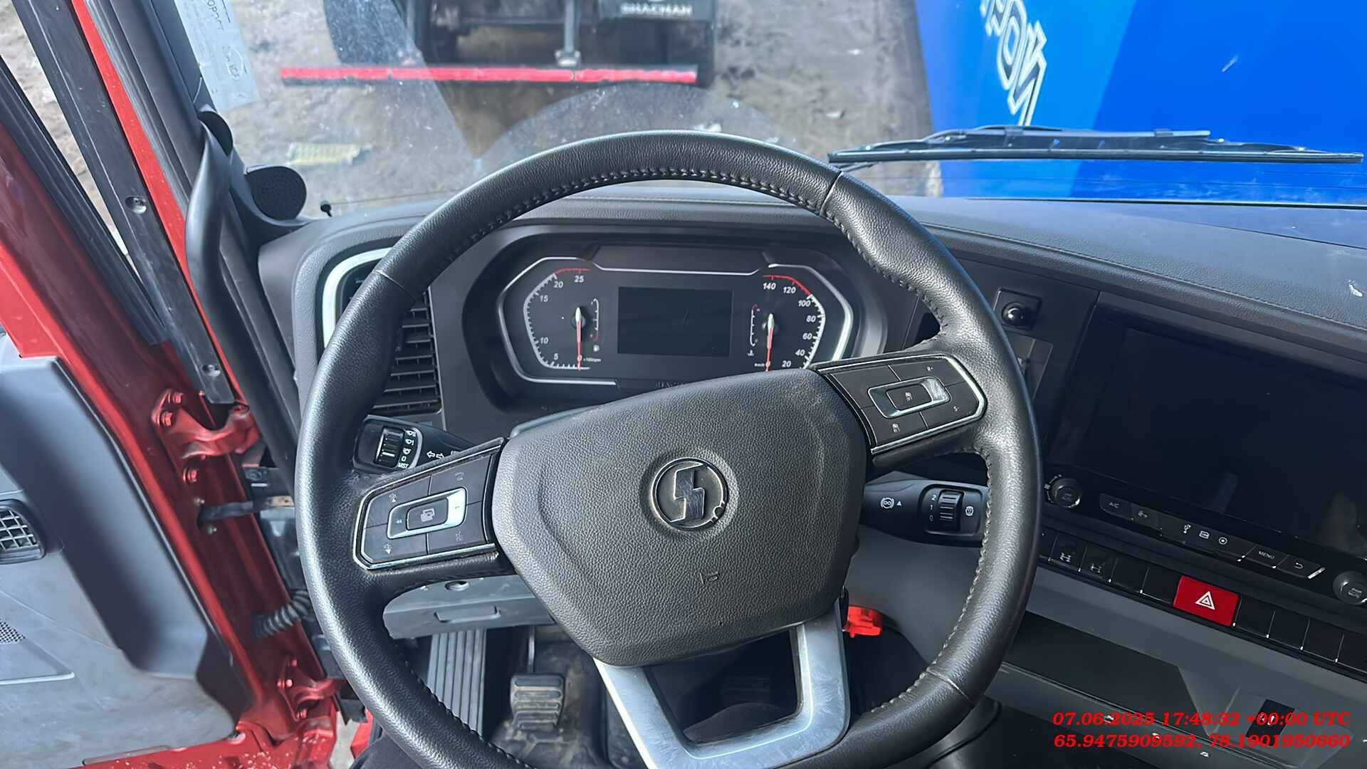 Shacman SX42586V385,  107 000 км, 2023 года в лизинг