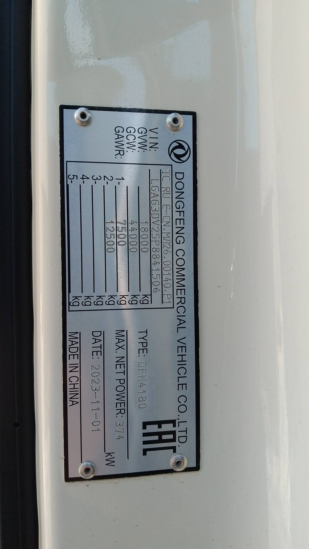 DongFeng GX DFH4180 4x2,  497 934 км, 2023 года в лизинг