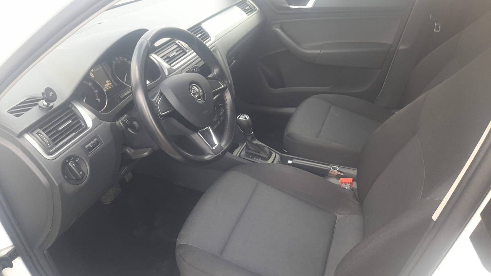 Skoda Rapid,  143 203 км, 2019 года в лизинг