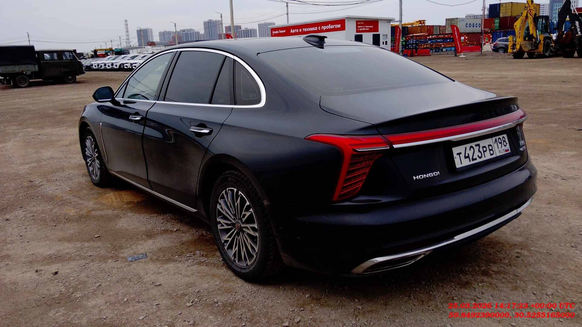 Hongqi H5,  103 668 км, 2024 года в лизинг
