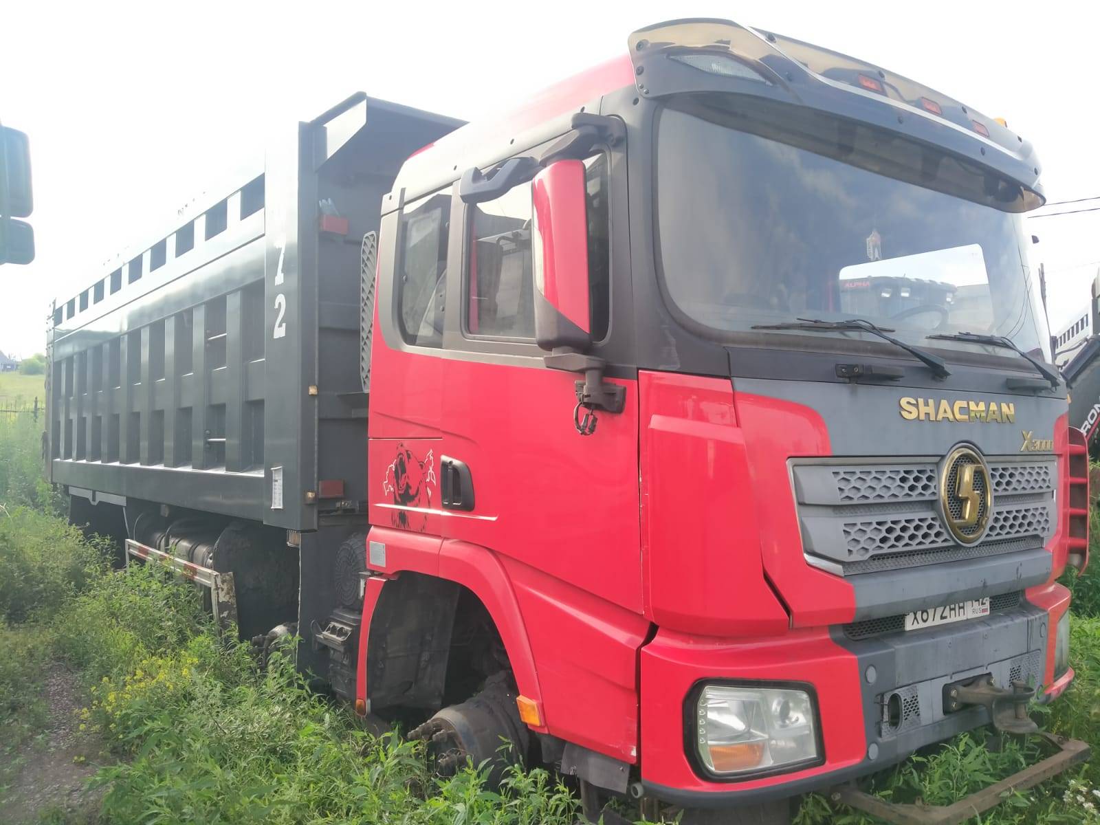 Shacman SX33186V366,  81 000 км, 2022 года в лизинг