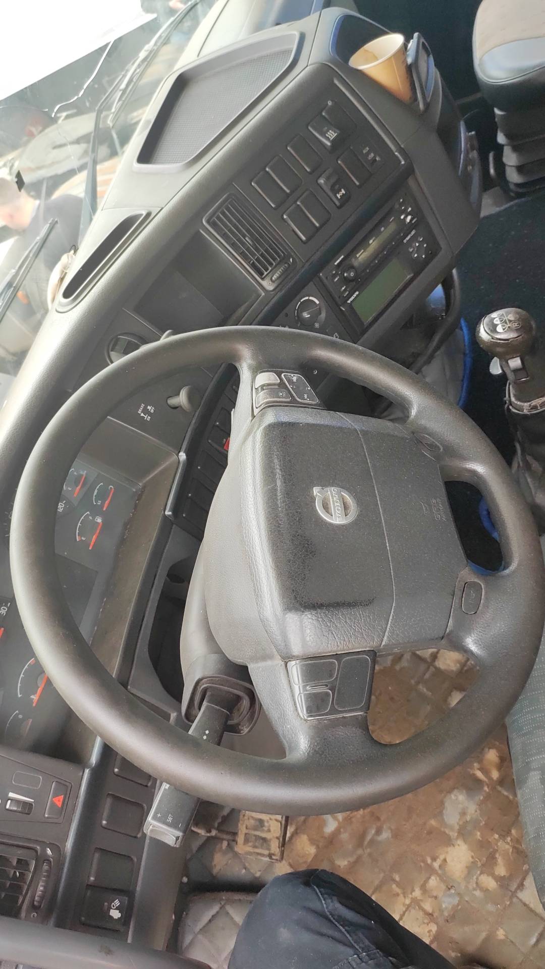 Volvo FH 420 4x2 (FH),  1 741 304 км, 2013 года в лизинг