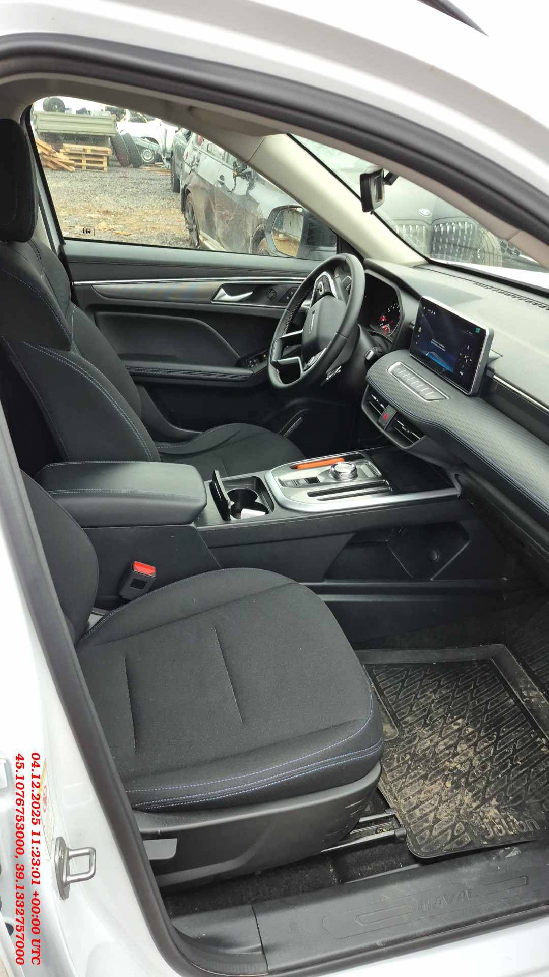 Haval Jolion,  43 448 км, 2024 года в лизинг