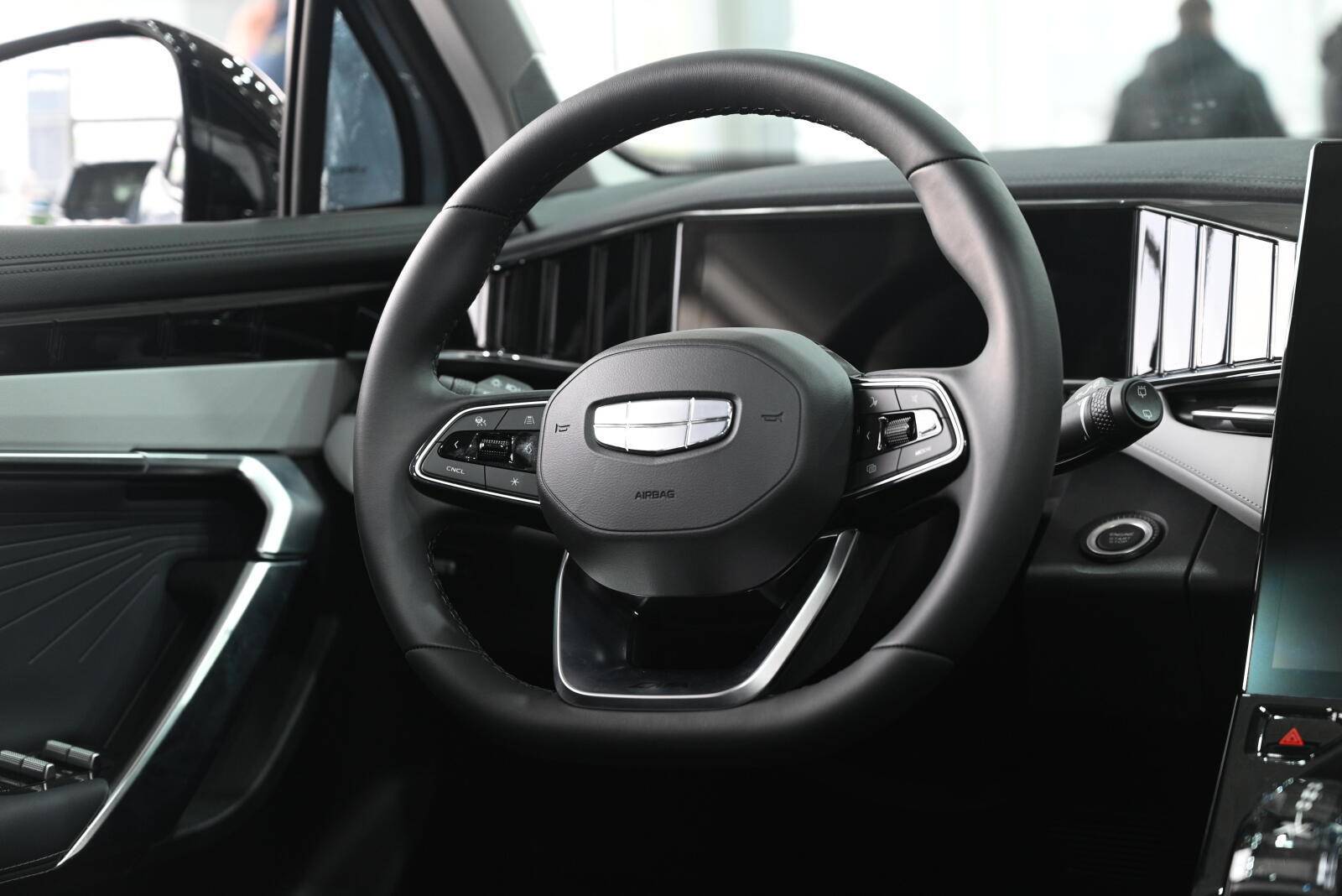 Geely Atlas Flagship 2.0T 8AT 4WD
