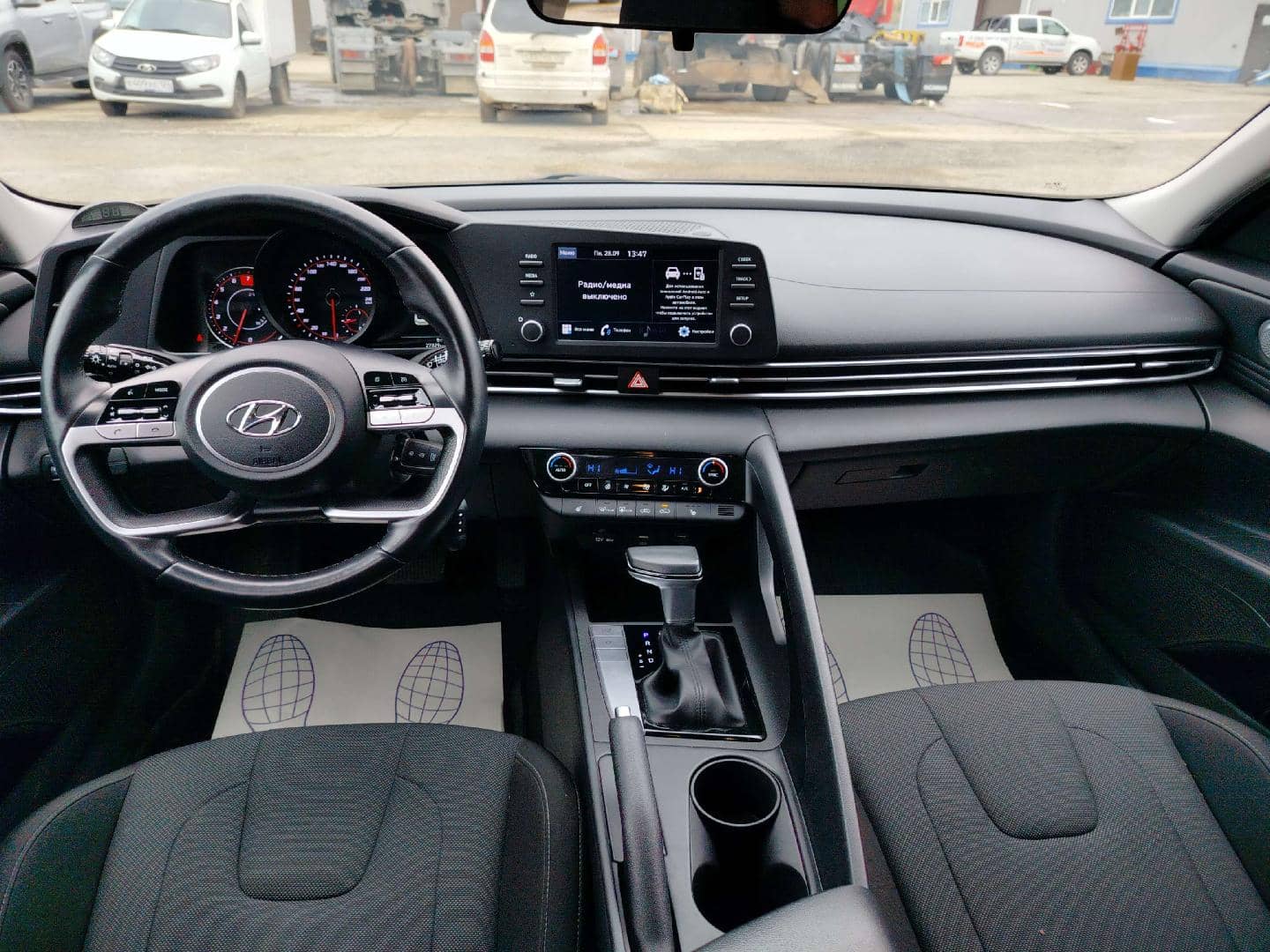 Hyundai Elantra,  27 329 км, 2022 года в лизинг