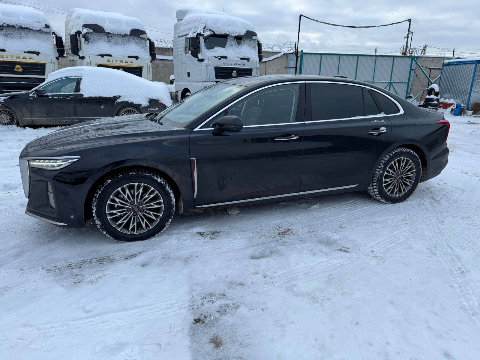 Hongqi H5,  18 781 км, 2024 года в лизинг
