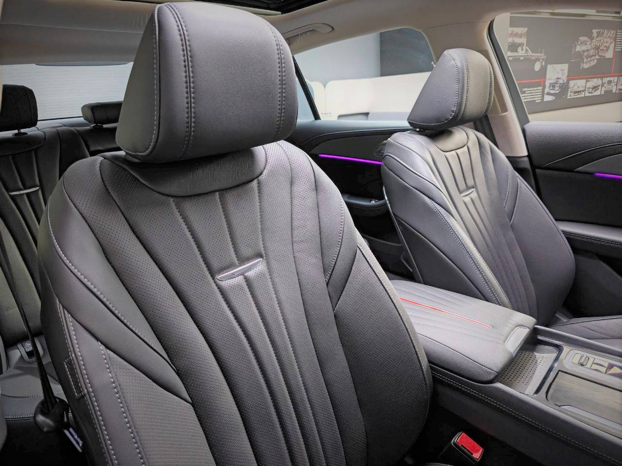 Hongqi H5 Deluxe 2.0T