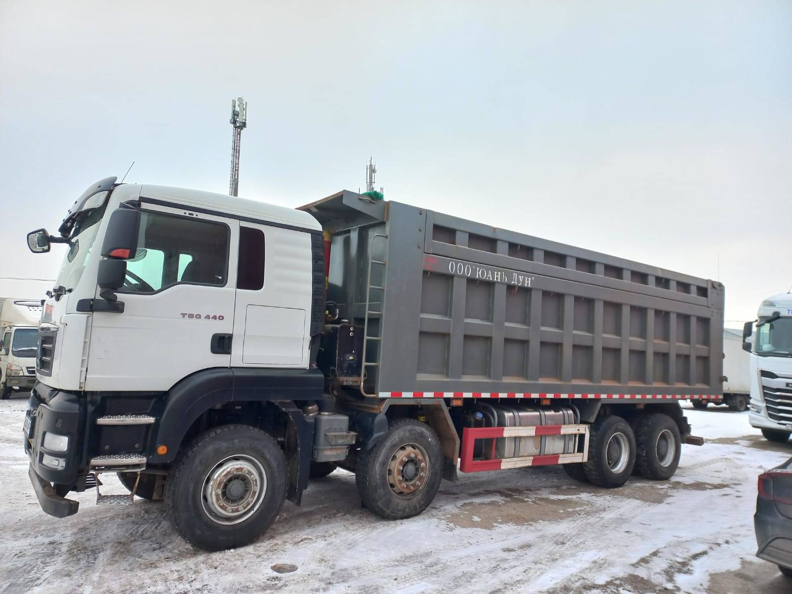 HOWO ZZ3317V386GE1 8х4 Лот 000000875