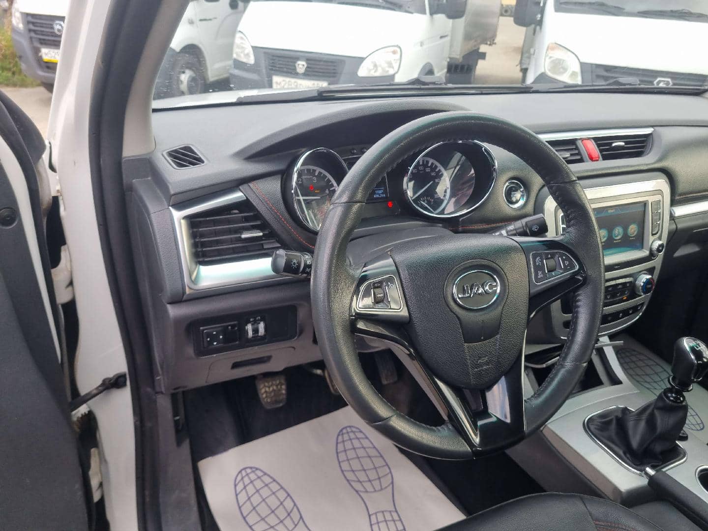 JAC T6,  170 730 км, 2023 года в лизинг