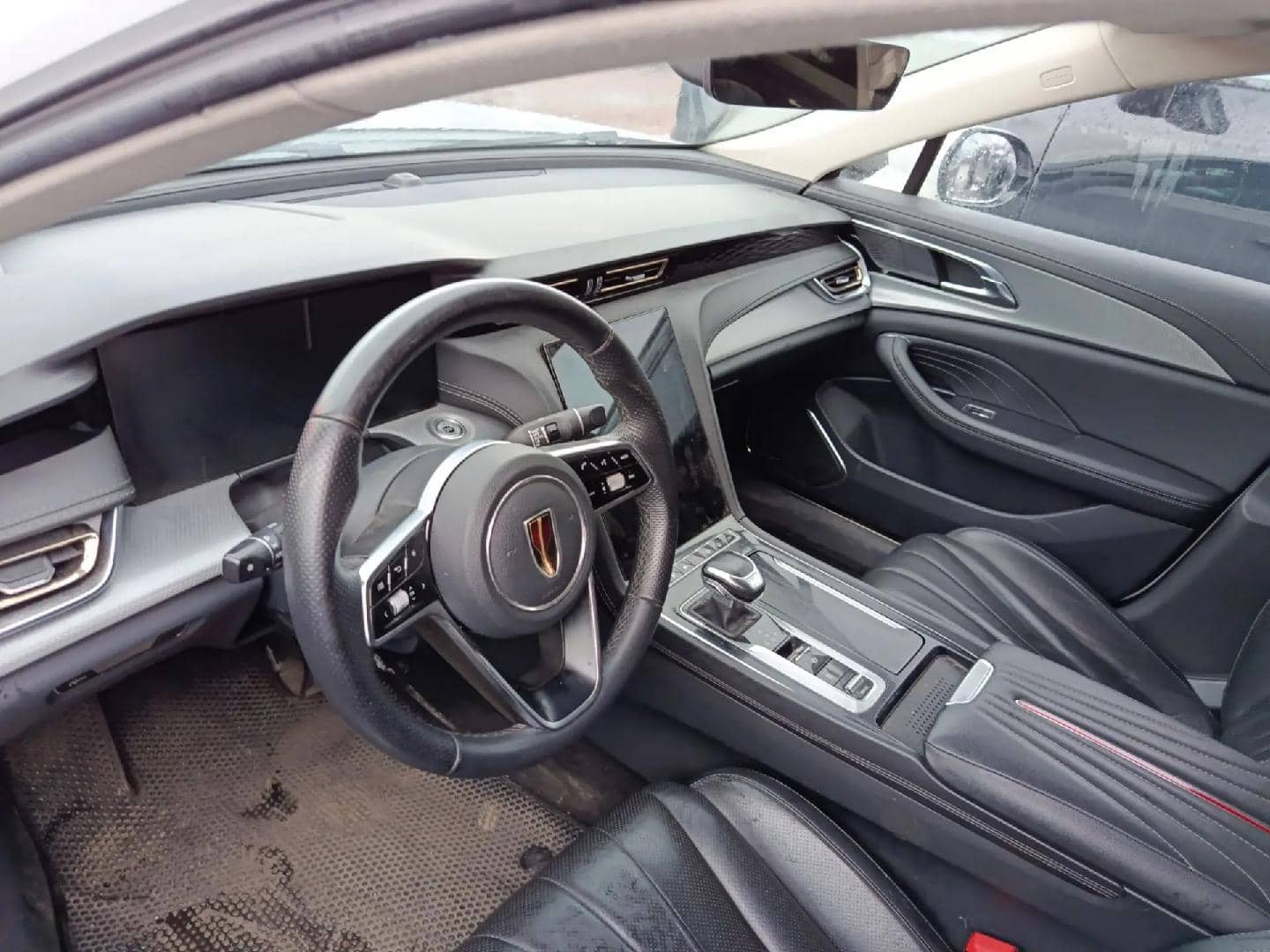 Hongqi H5,  208 596 км, 2023 года