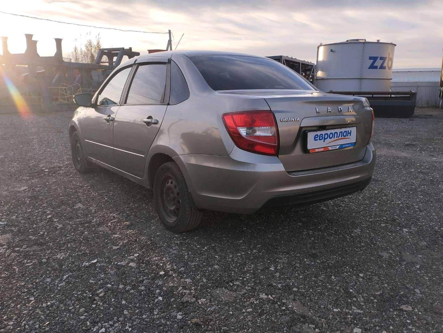 Lada Granta седан,  143 930 км, 2022 года в лизинг