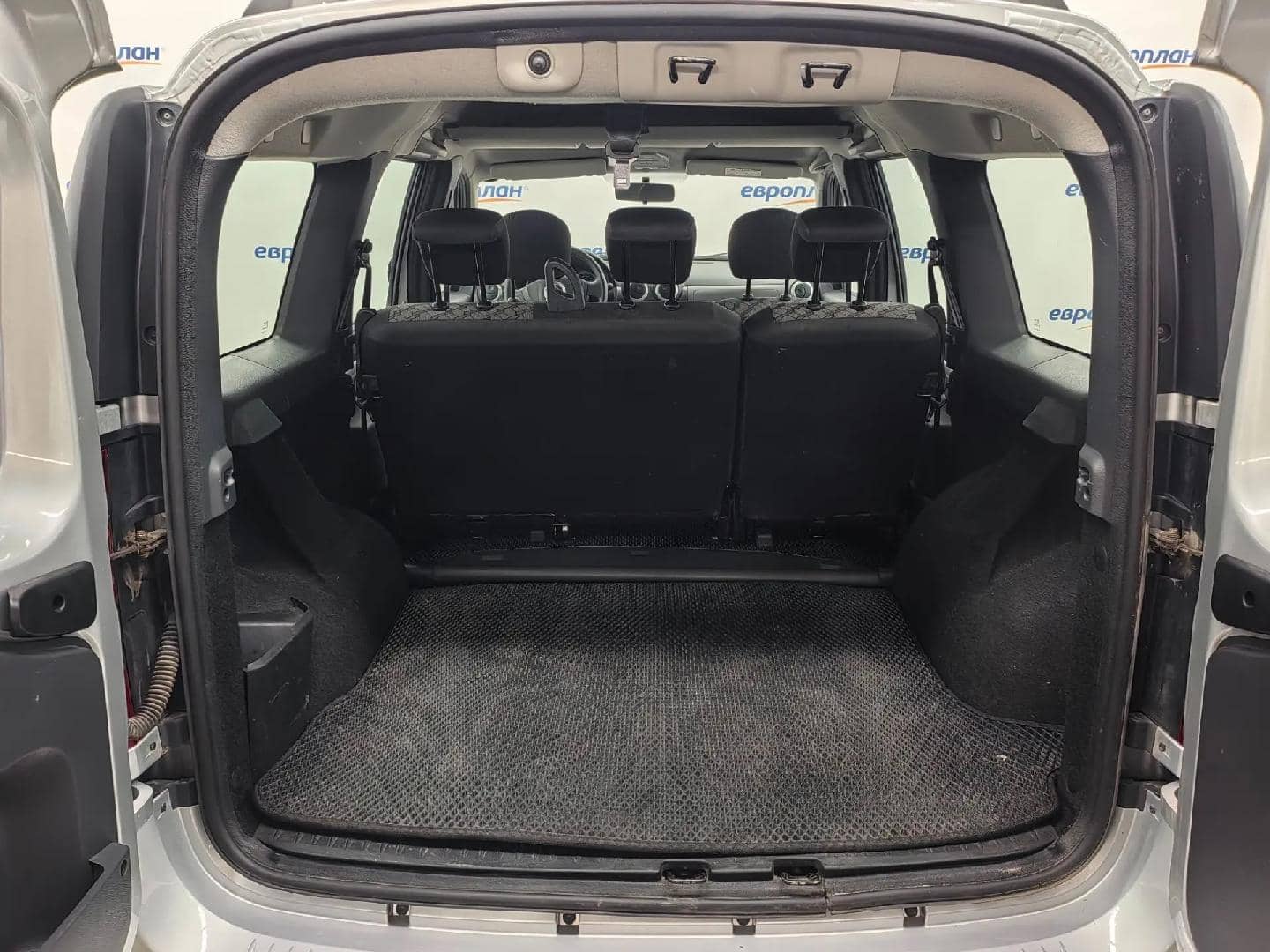 Lada Largus универсал,  76 566 км, 2019 года в лизинг