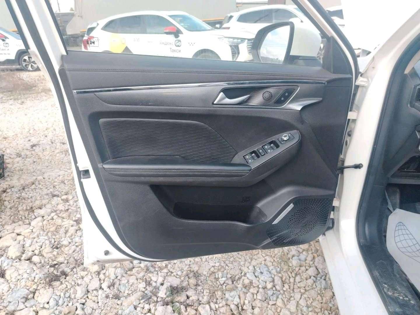 Haval Jolion,  167 456 км, 2023 года в лизинг