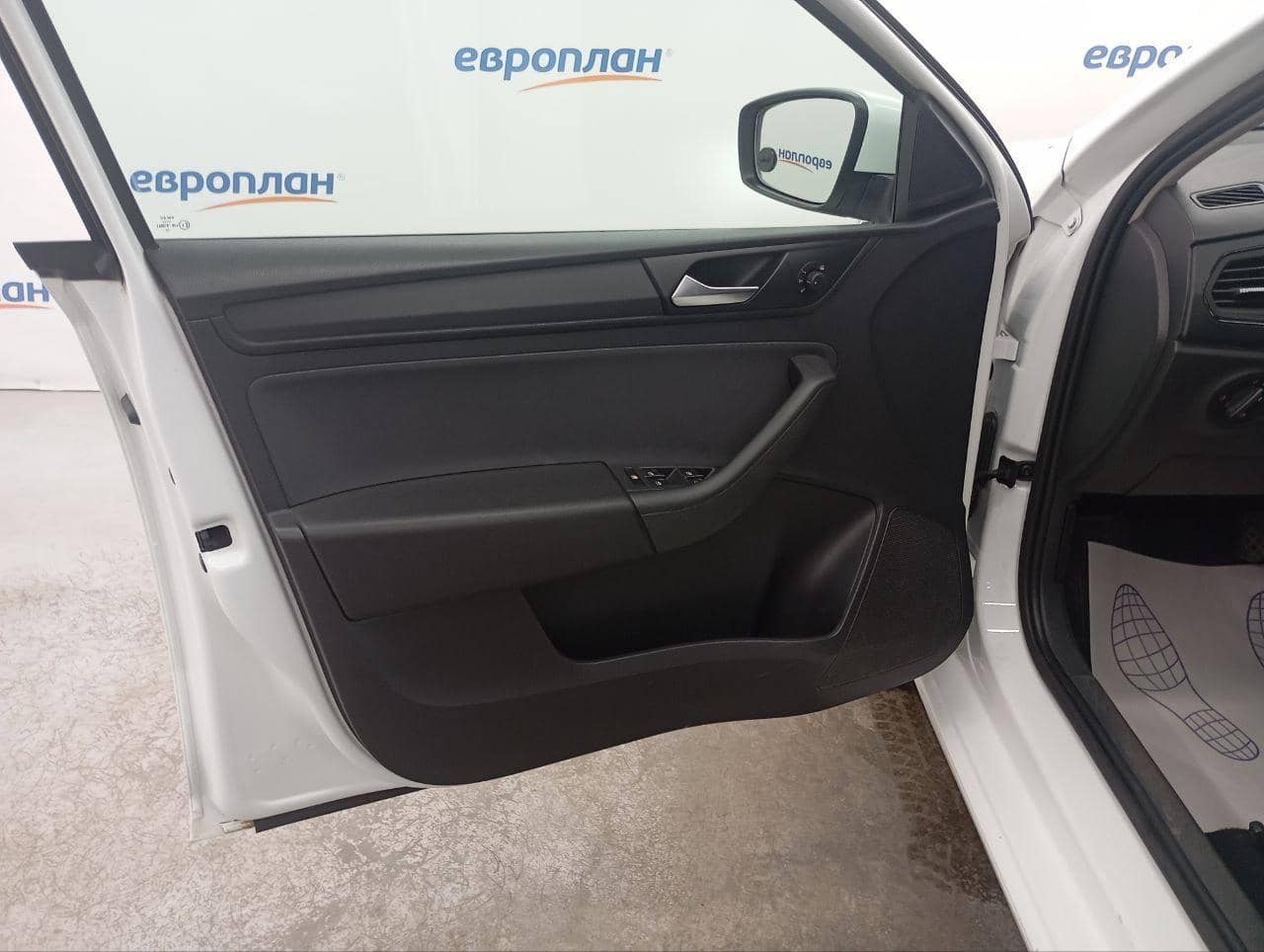 Volkswagen Polo,  84 930 км, 2020 года в лизинг