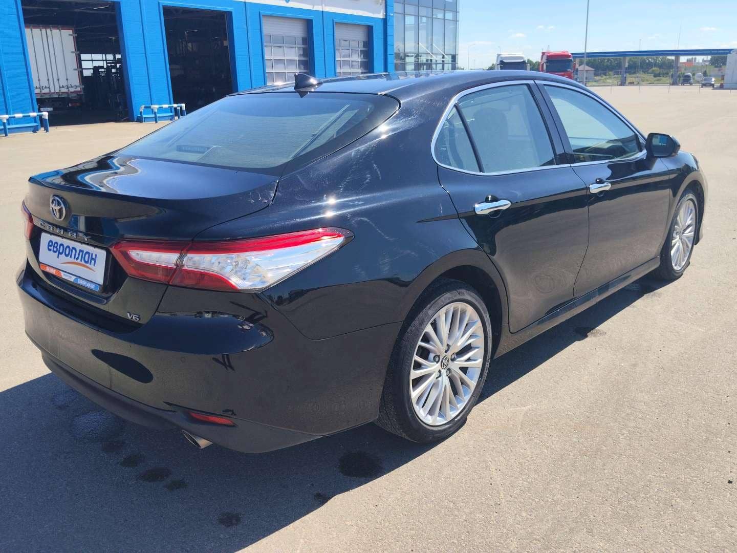 Toyota Camry,  229 941 км, 2020 года в лизинг