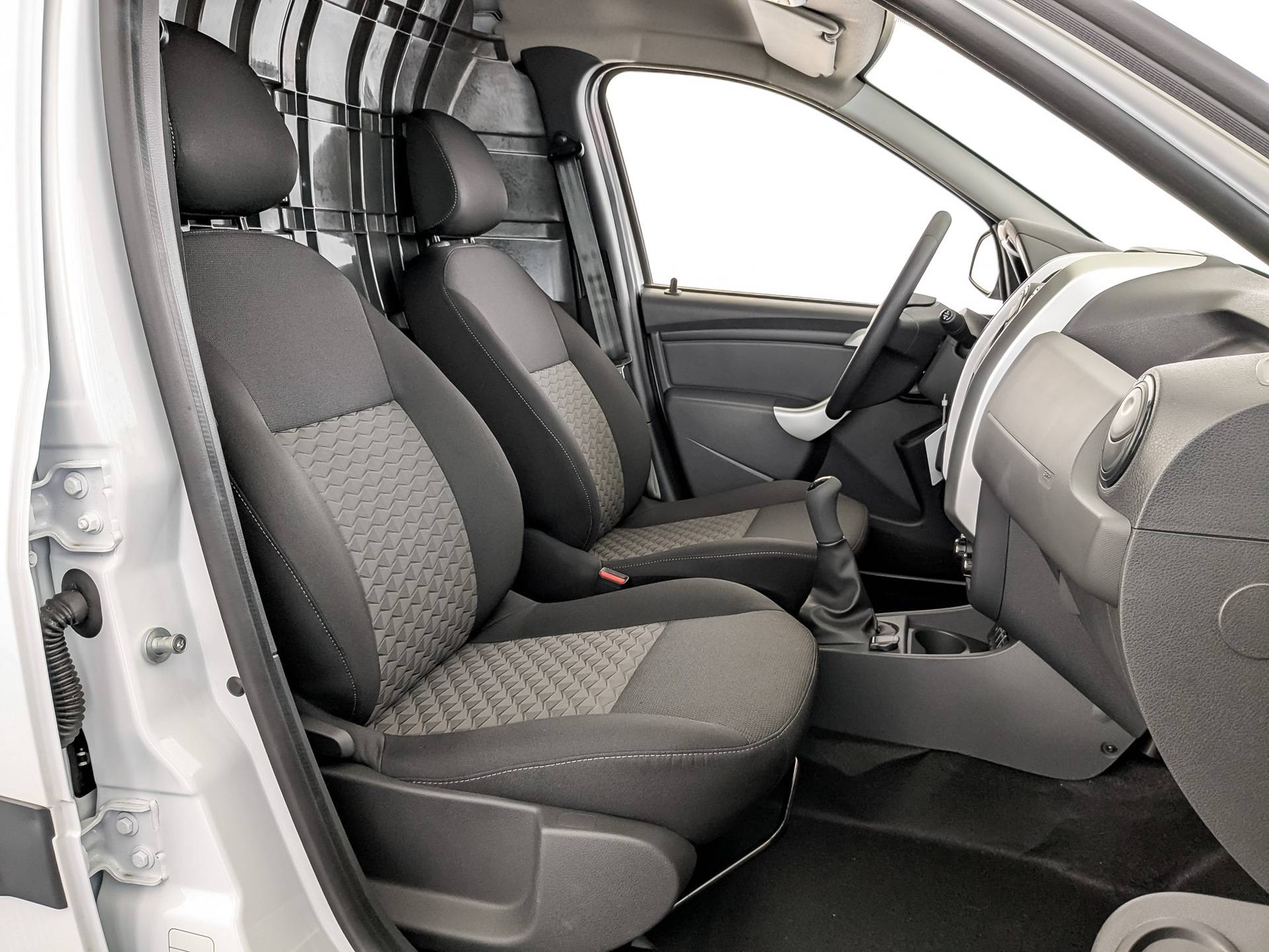 Lada Largus универсал Comfort 5 мест 1.6 106hp 5MT