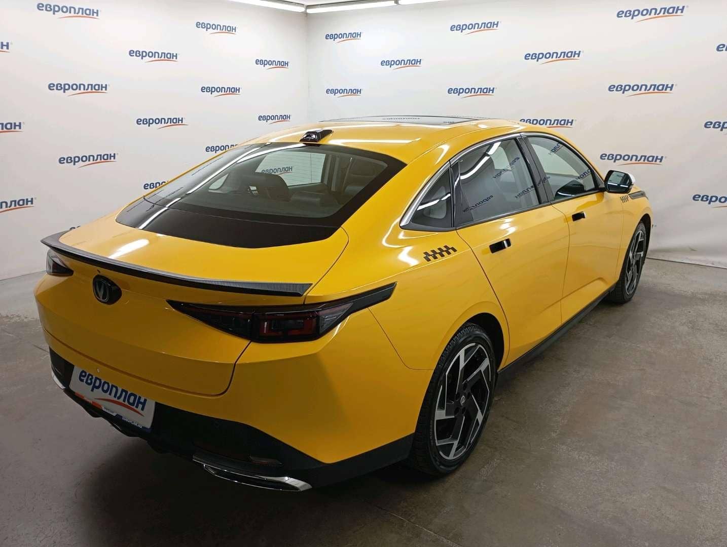 Changan Lamore,  23 513 км, 2024 года в лизинг