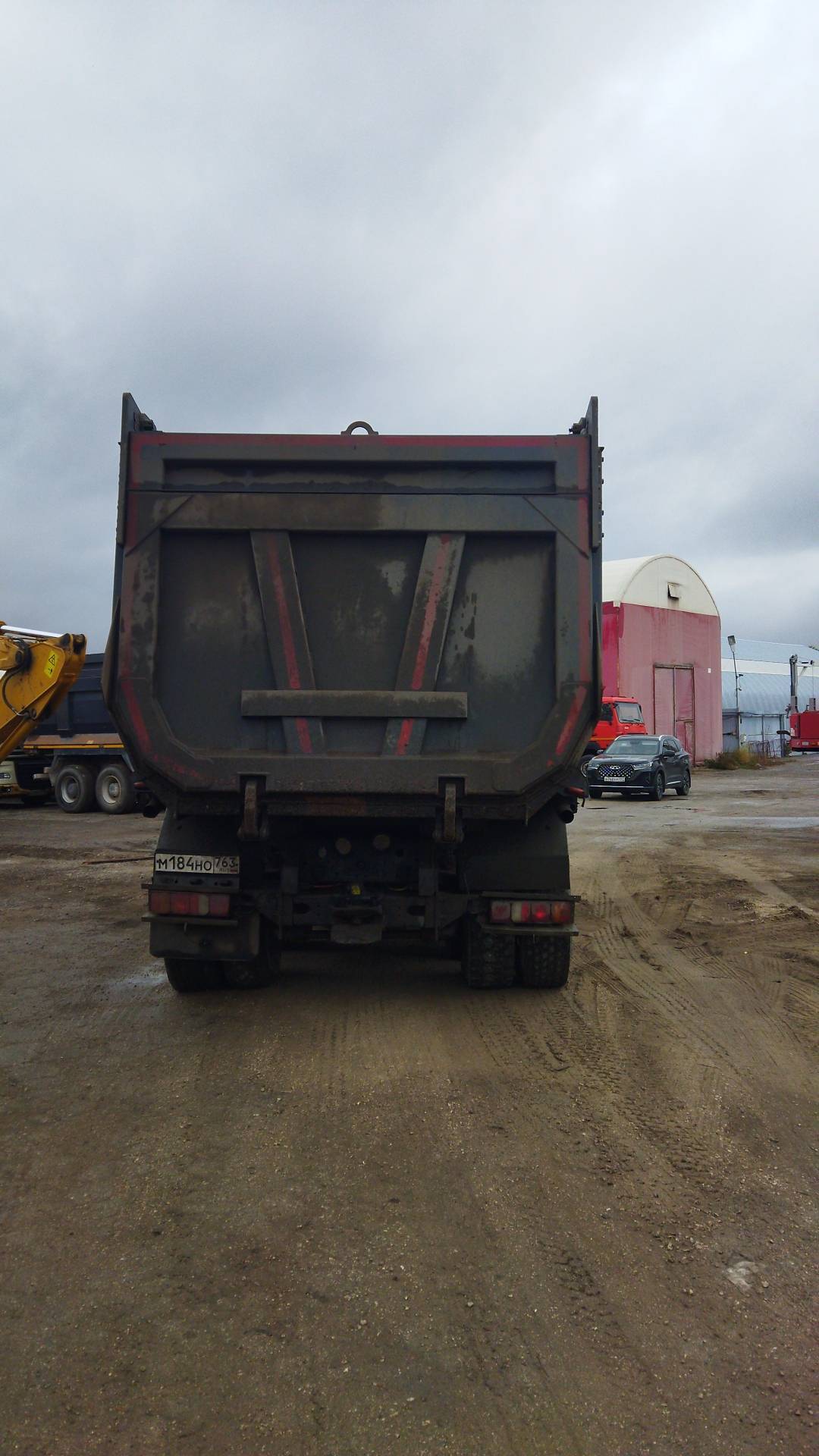 Sitrak ZZ3316V306ME,  342 296 км, 2023 года в лизинг