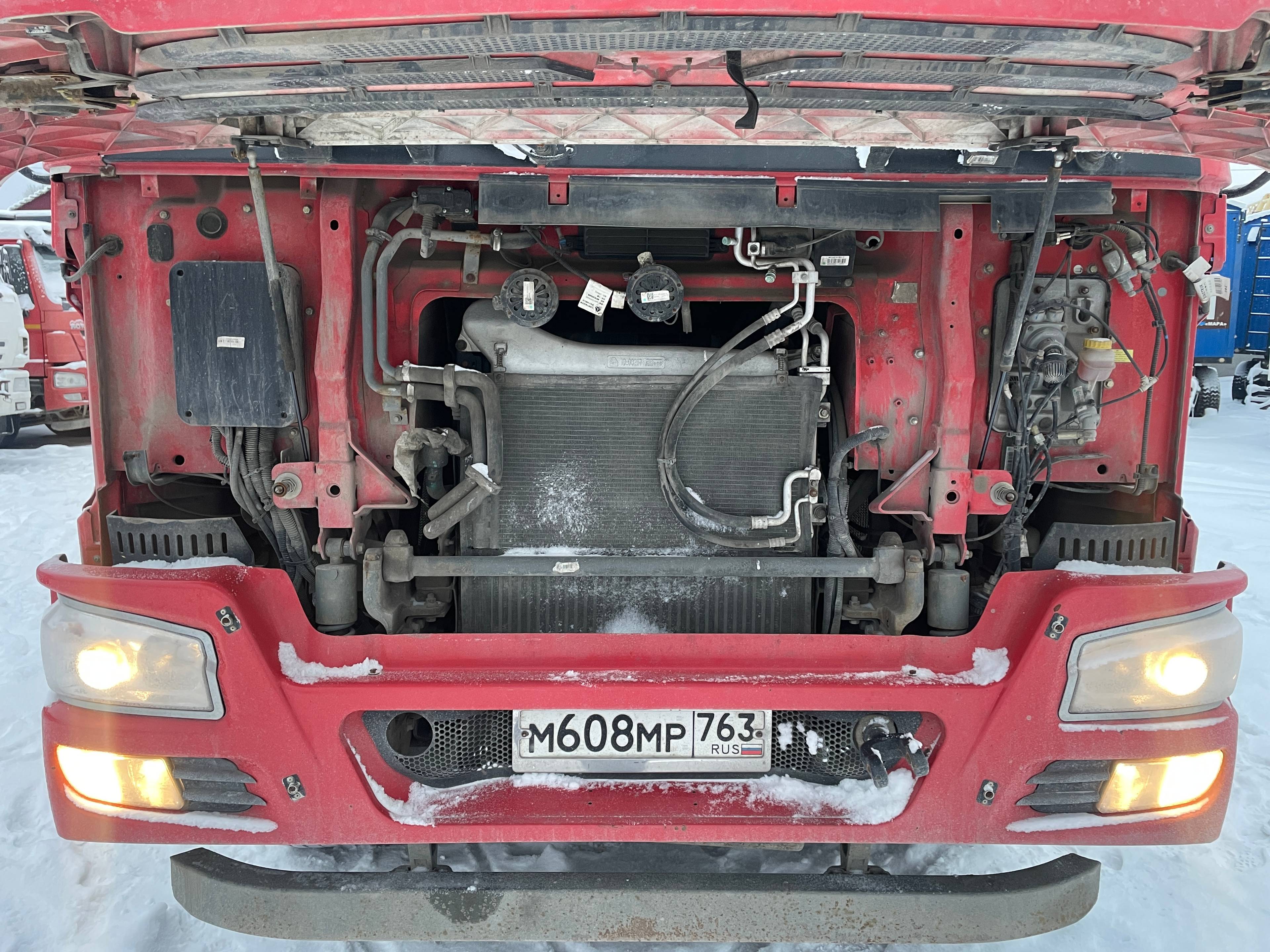 HOWO ZZ3407S3867E 8x4,  124 969 км, 2022 года в лизинг