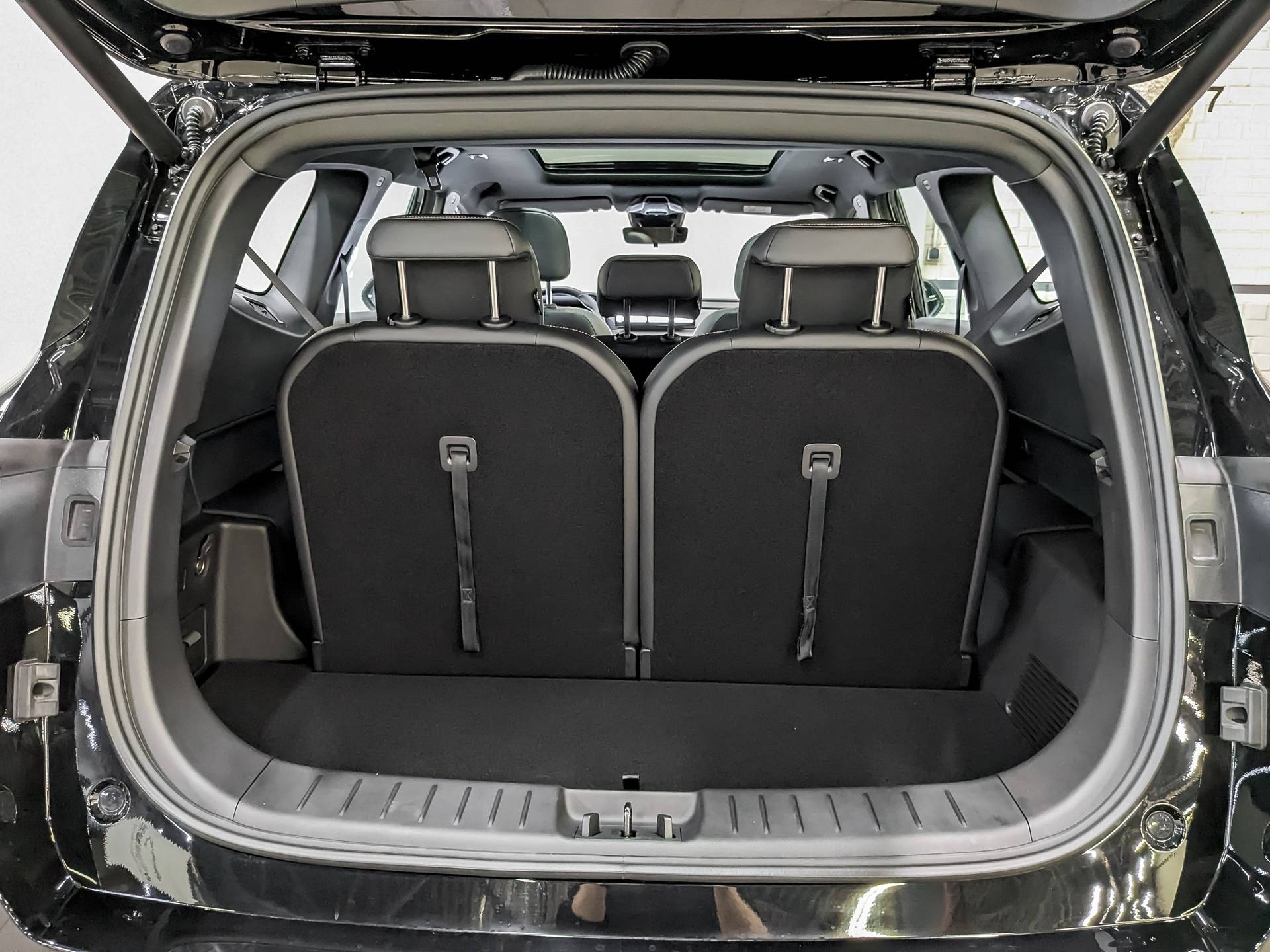 Geely Okavango Flagship 2.0T 7DCT 2WD