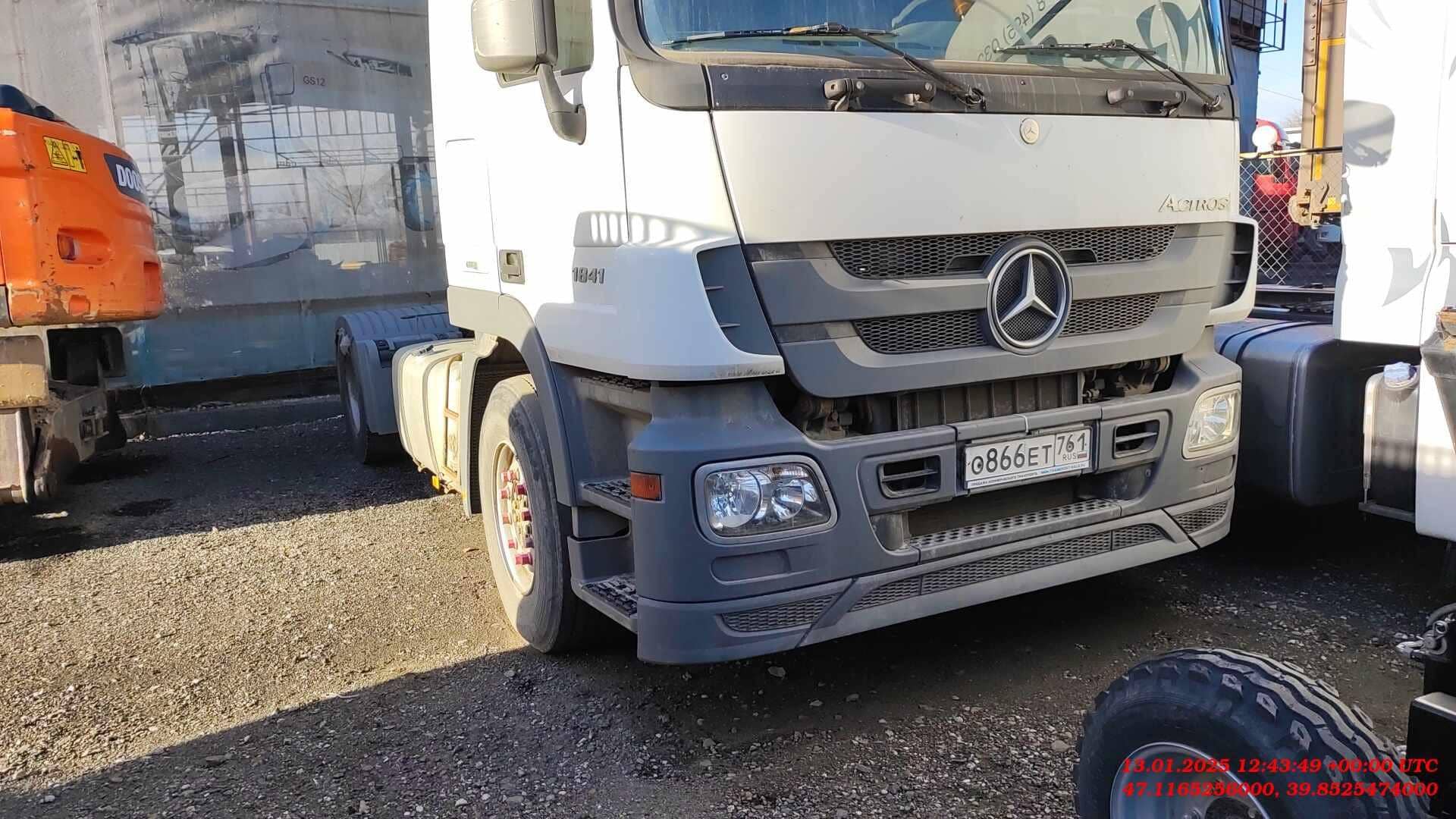 Mercedes-Benz Actros 3 1844 LS 4x2 (Megaspace),  800 000 км, 2018 года в лизинг