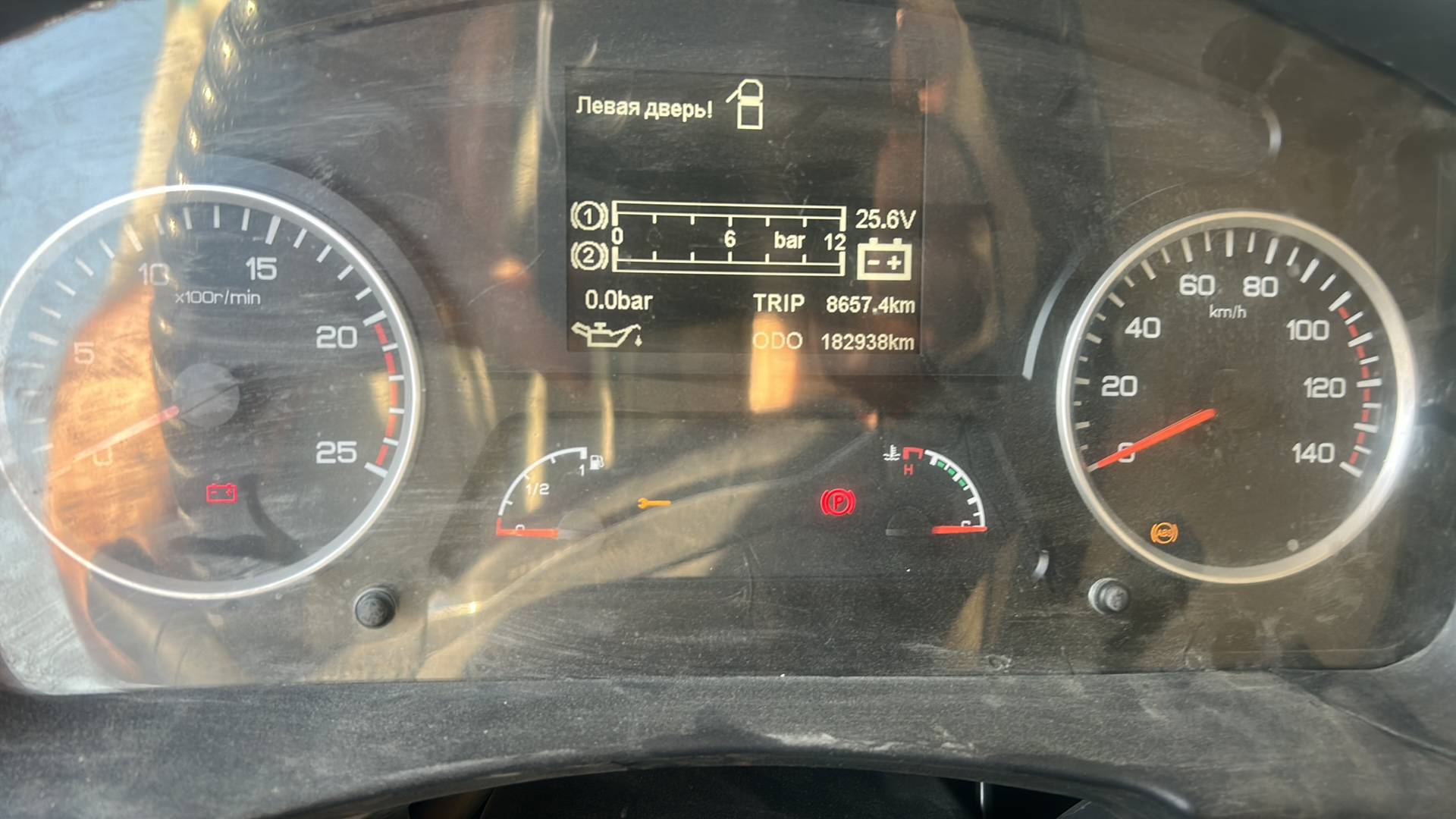 Shacman SX33186V366,  182 938 км, 2023 года в лизинг