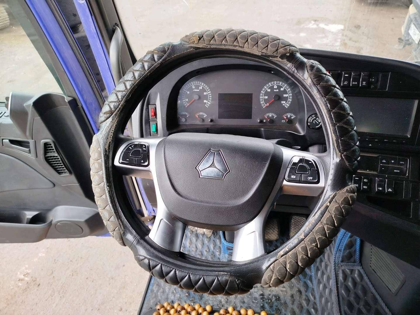 Sitrak С7Н 6×4 ZZ4256V364HE,  487 563 км, 2023 года в лизинг