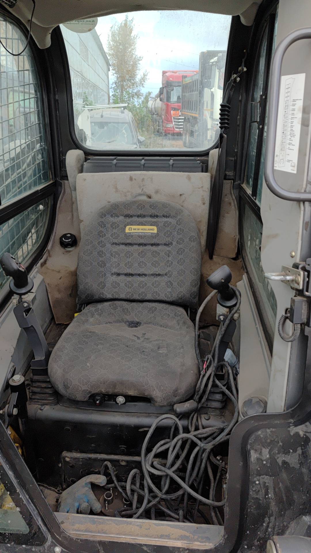 NEW HOLLAND L318, 2021 года в лизинг