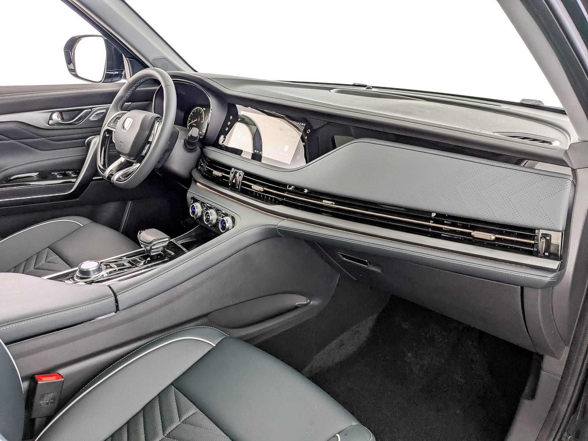 Changan CS95 Black edition 2.0T 8AT